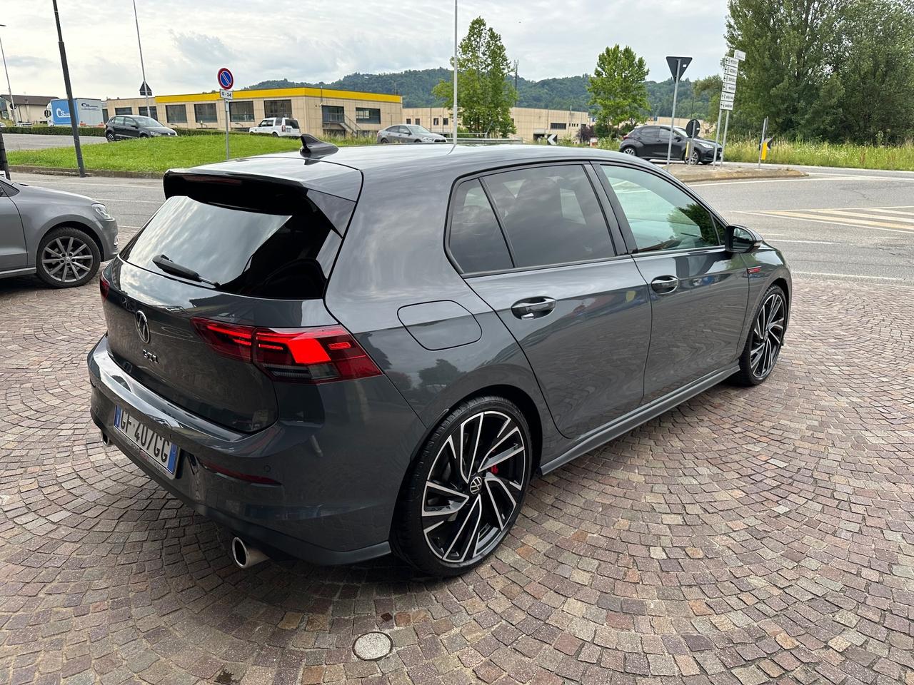 Volkswagen Golf GTI 2.0 TSI