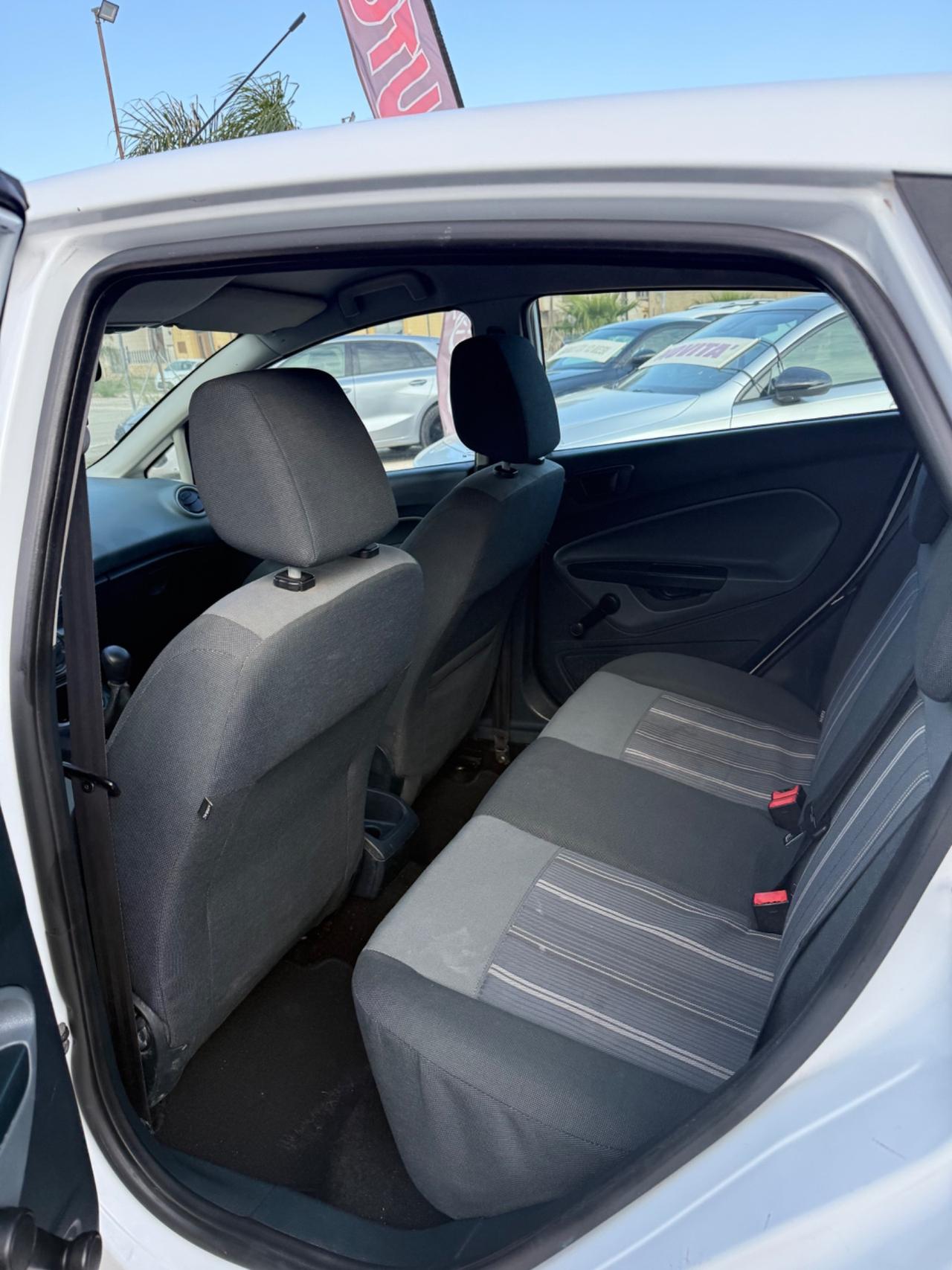 Ford Fiesta 1.4 96CV GPL 5 porte Titanium