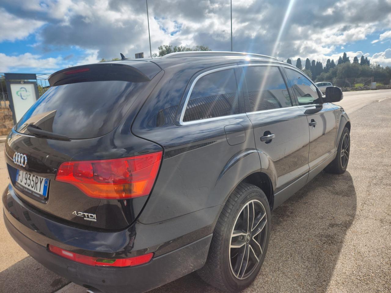 Audi Q7 4.2 V8 TDI quattro tiptronic