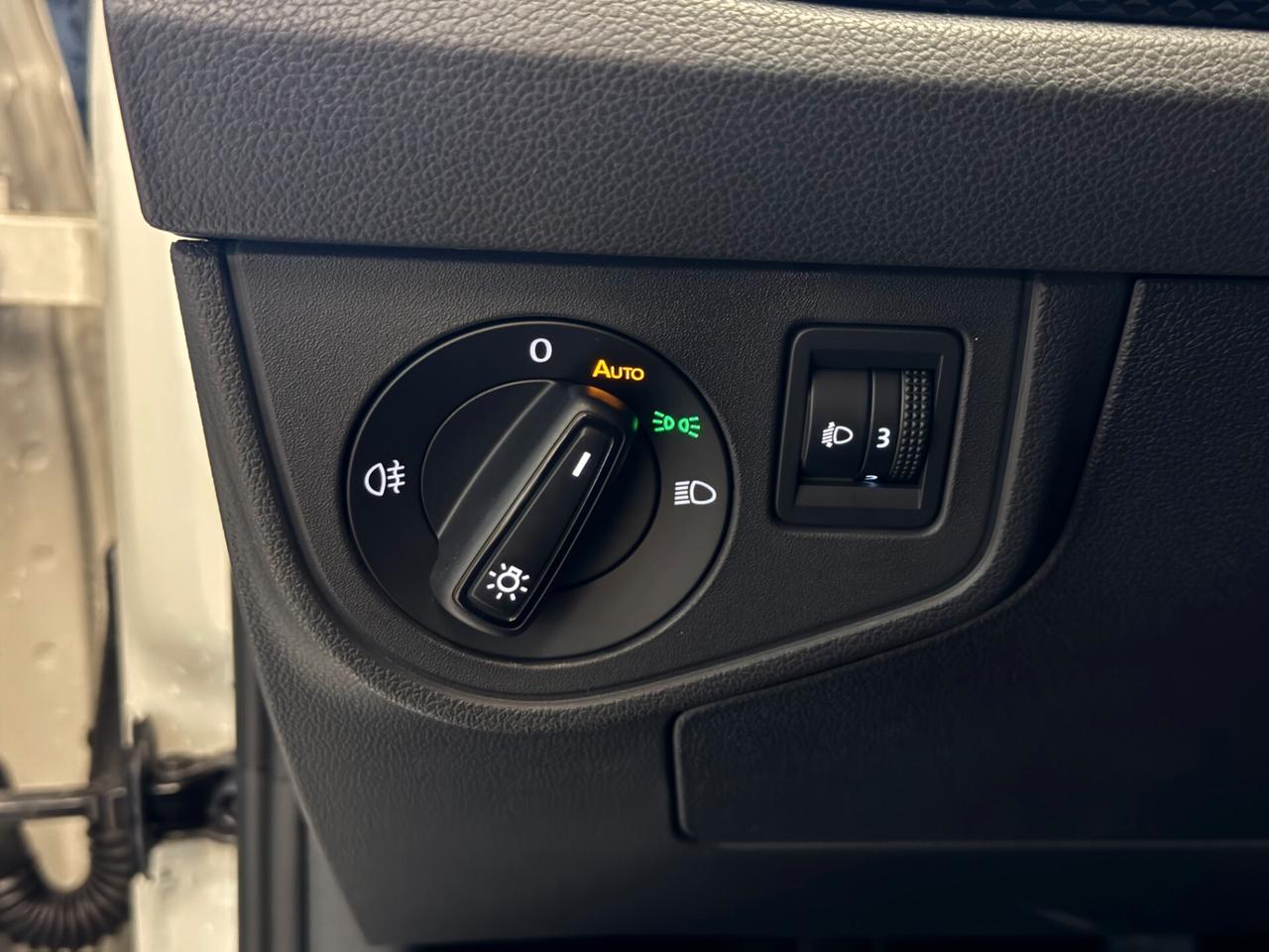 VOLKSWAGEN POLO 1.0cc 95Cv Benzina