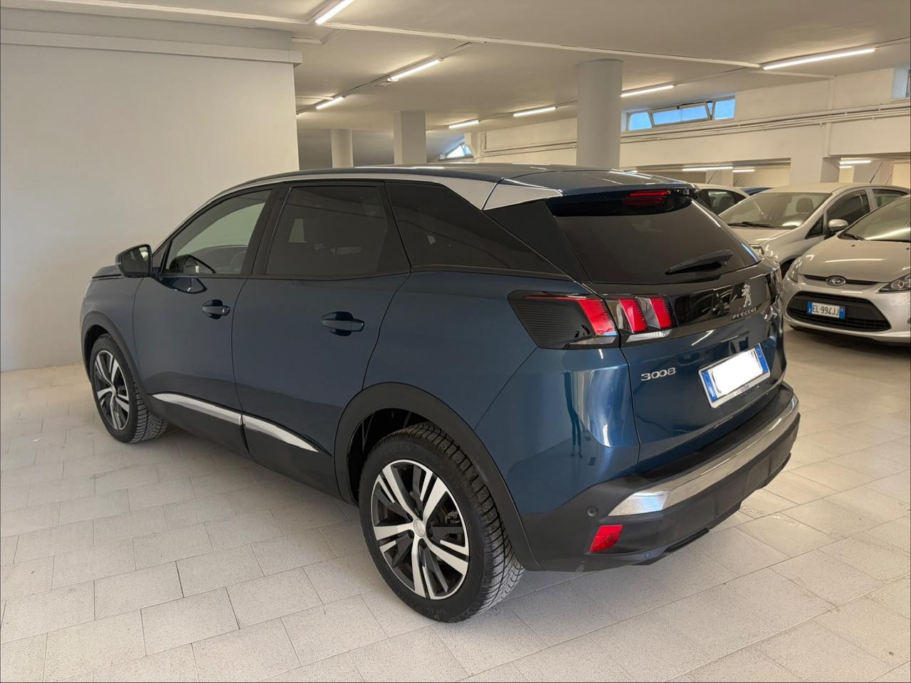 Peugeot 3008 BlueHDi 130 S&S EAT8 Allure Pack Pari al nuovo