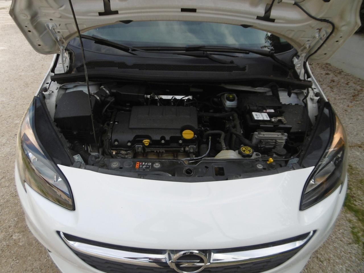 Opel Corsa 1.4 90CV GPL Tech 5 porte Advance