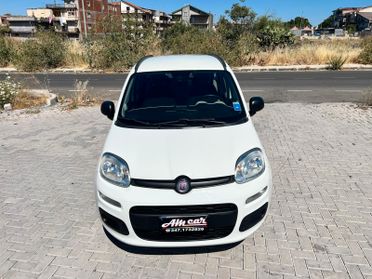 Fiat Panda 0.9 TwinAir Turbo Natural Power Lounge come nuova