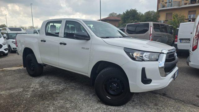 TOYOTA Hilux 2.4 D-4D 4WD 4 porte Double Cab Comfort
