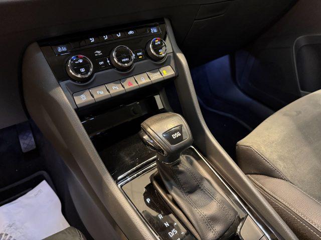 SKODA Karoq 1.5 TSI DSG Style VARIOFLEX Camera Park Assist LED