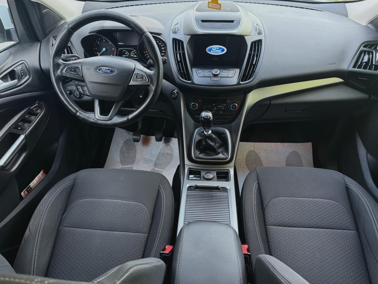 Ford Kuga 1.5 TDCI 120 CV Titanium