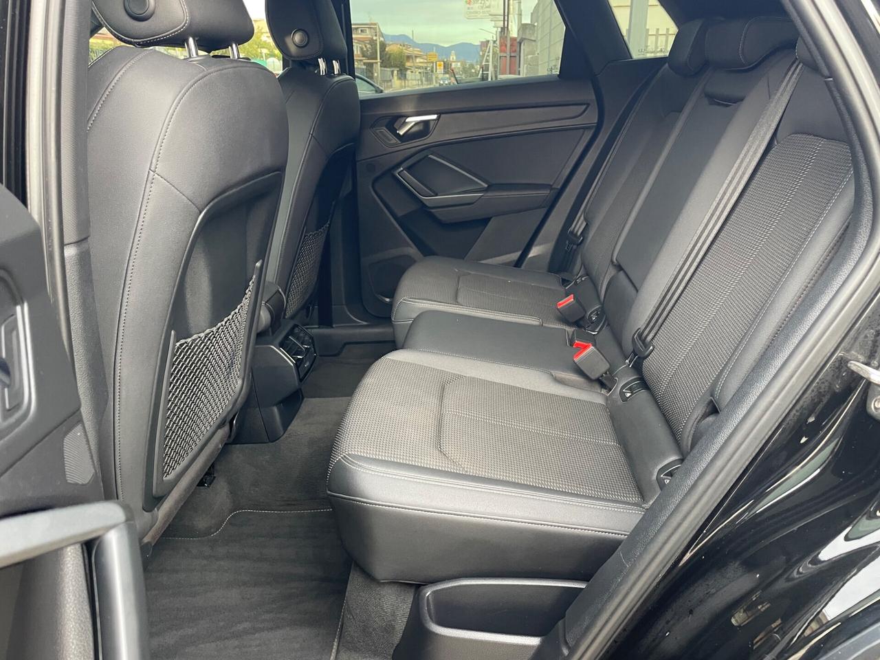 Audi Q3 35 TDI quattro S line edition