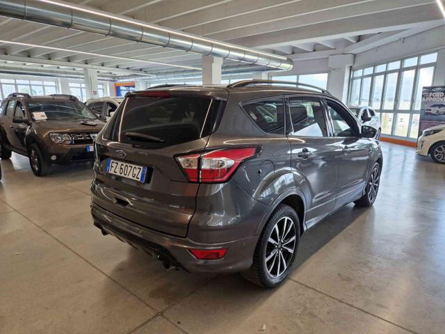 FORD Kuga 2.0 TDCI 120 CV S&S 2WD Powershift ST-Line