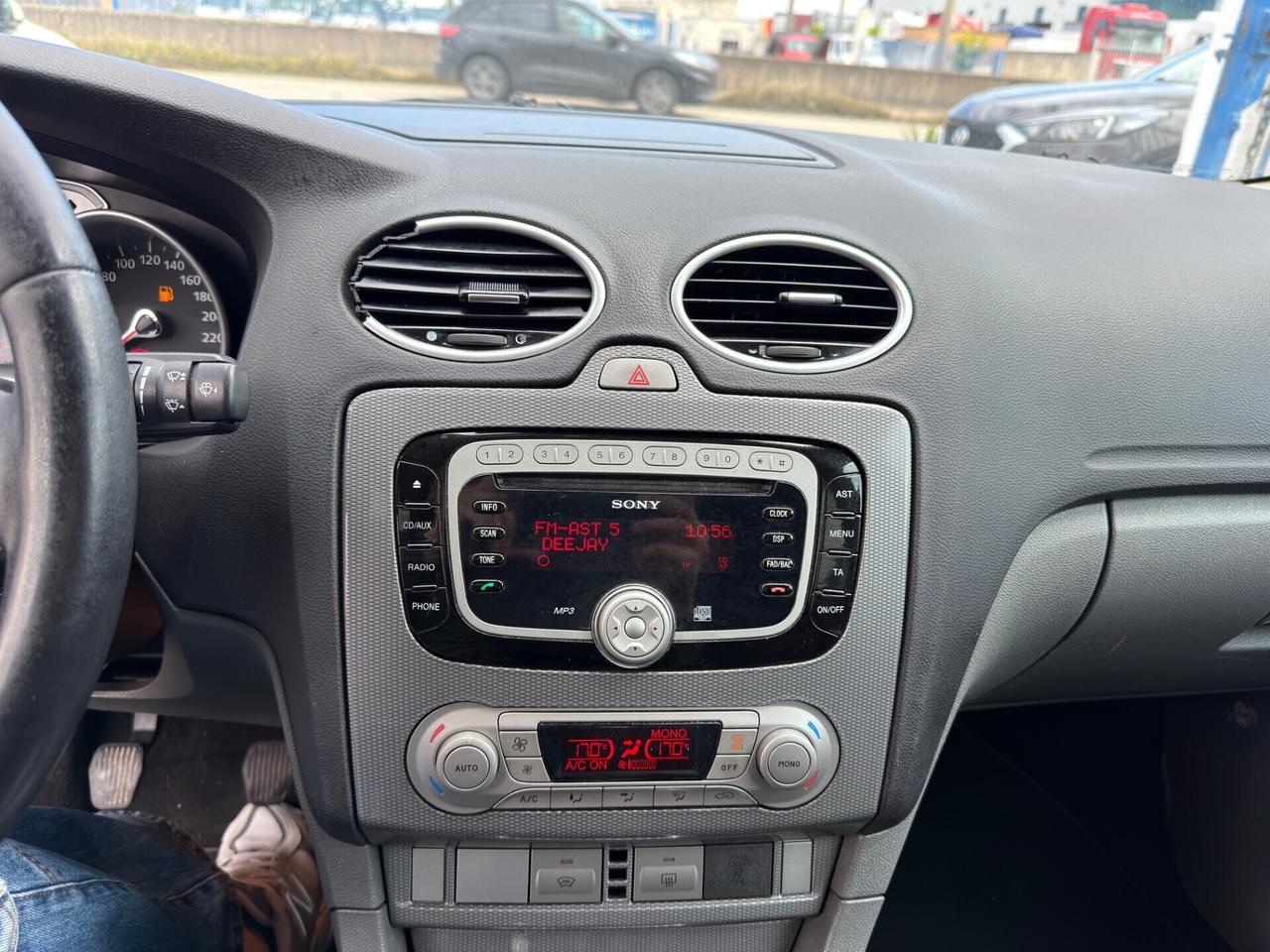 Ford Focus 1.6 TDCi Titanium.Pack Full