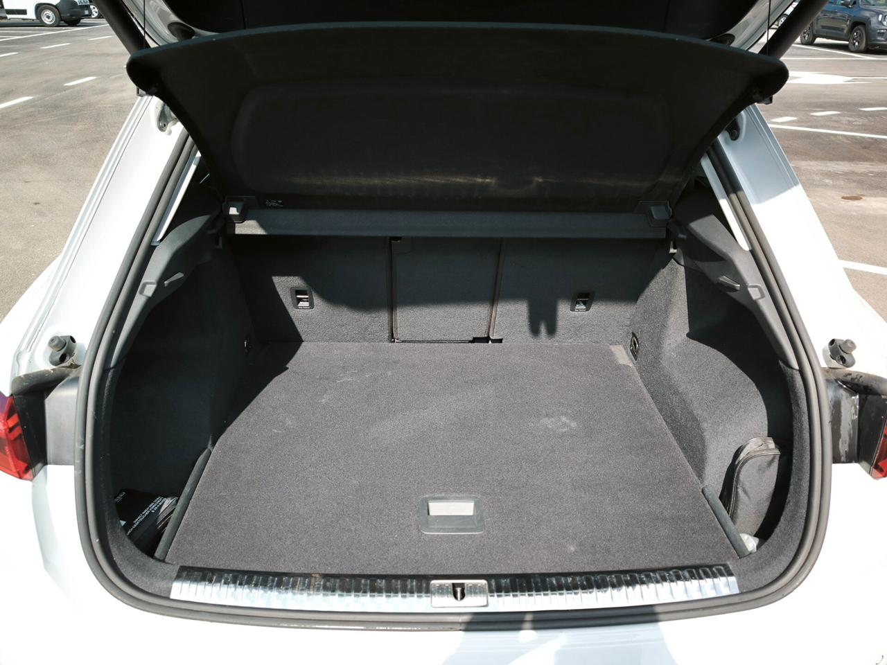 Audi Q3 40 TDI quattro S tronic Business Advanced