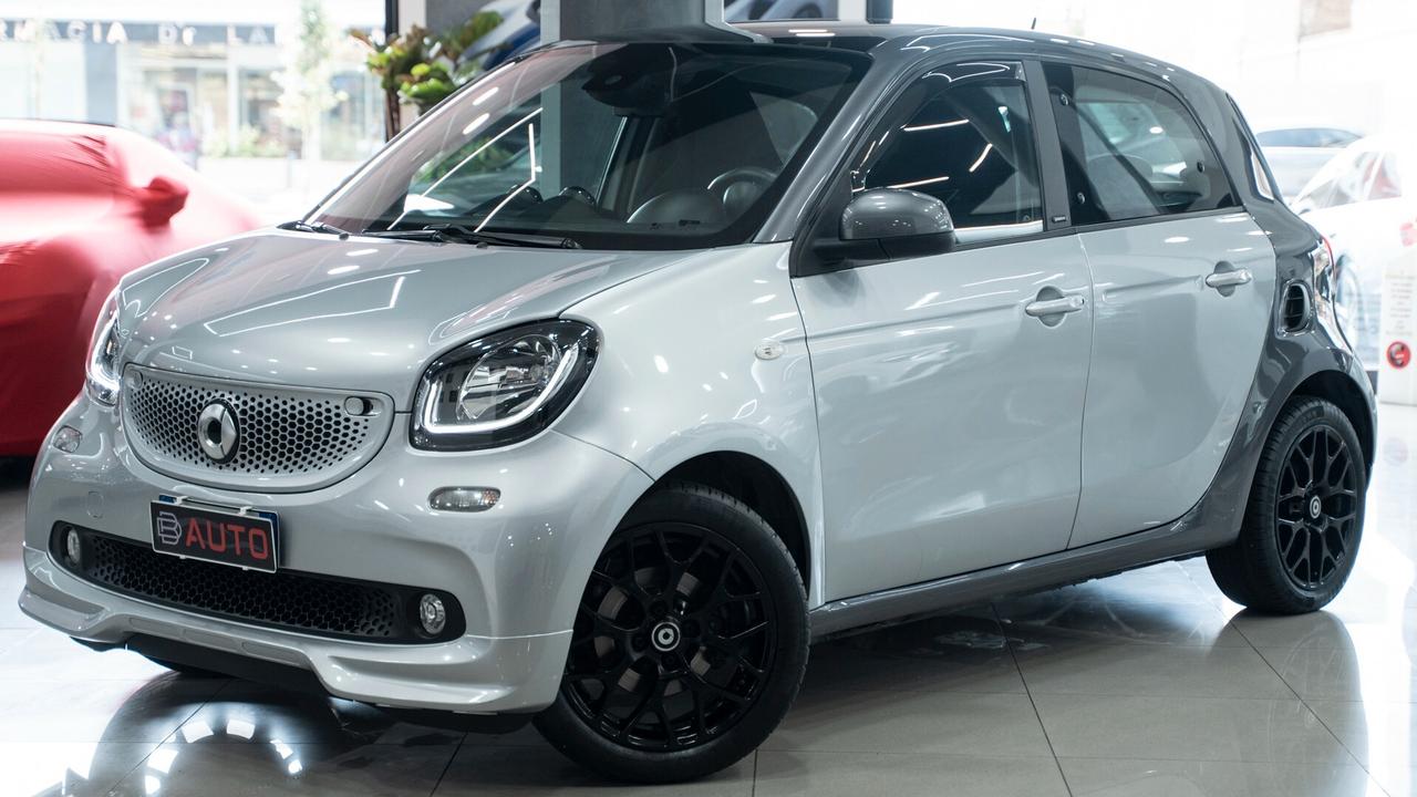 Smart ForFour 0.9 90 CV SUPERPASSION TWINAMIC 16" LED NAVI FULL OPTIONAL