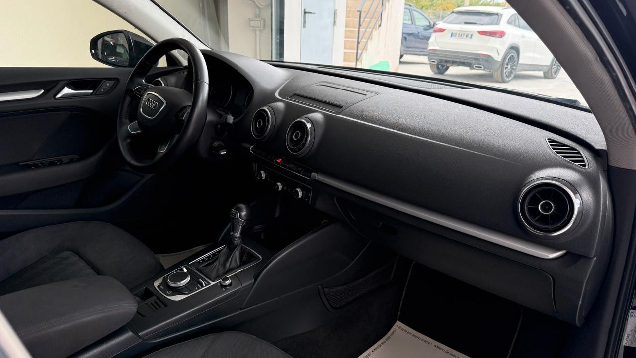 Audi A3 SPB 1.6 TDI 105 CV CR Ambition