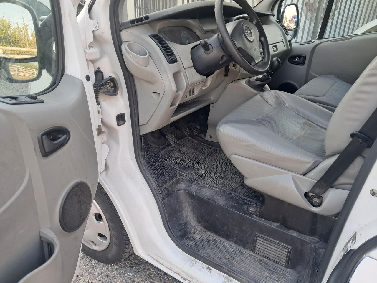 OPEL VIVARO 9 POSTI