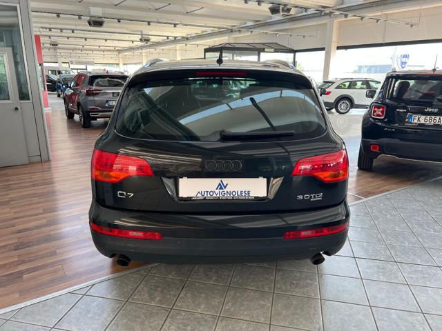 AUDI Q7 3.0 V6TDI 240CV QuattroTiptronicAdvanced-DIST.FATT