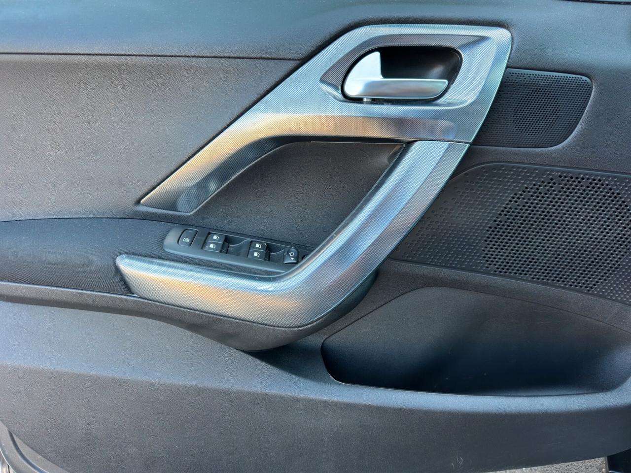 Peugeot 2008 BlueHDi 100 S&S Allure