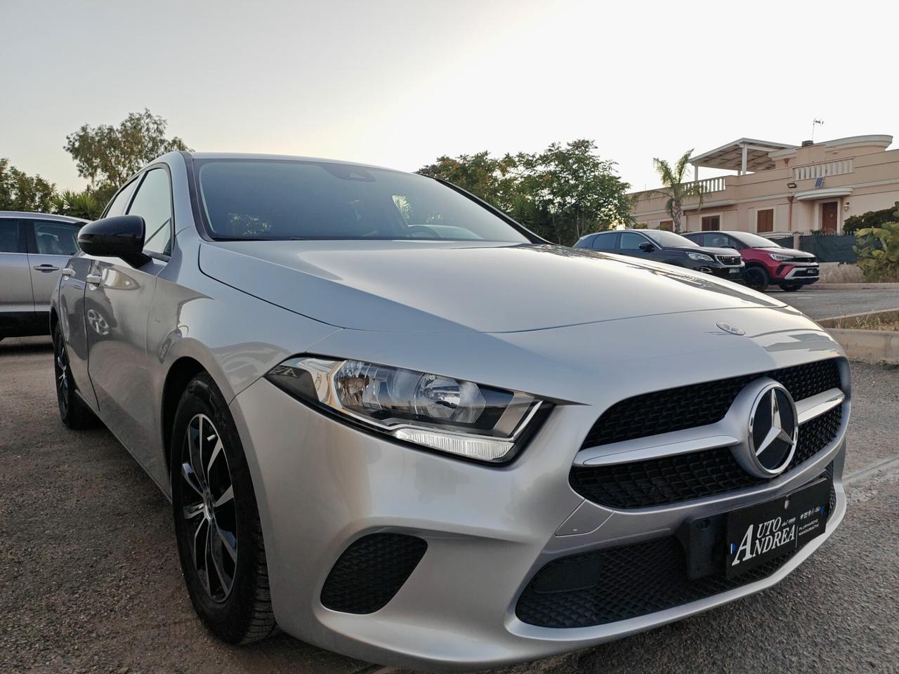 Mercedes-benz A 180d 2.0 Navig cam 2021