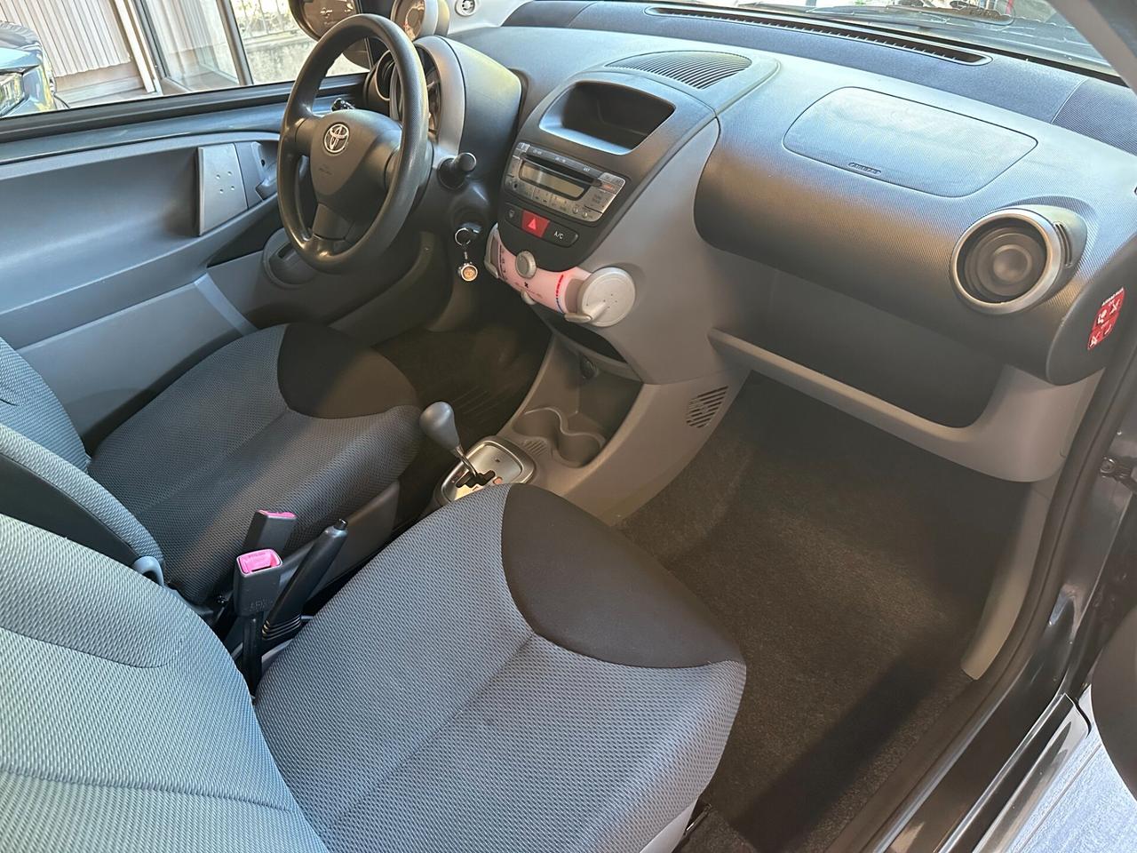 Toyota Aygo 1.0 Sol Automatica - UnicoPro