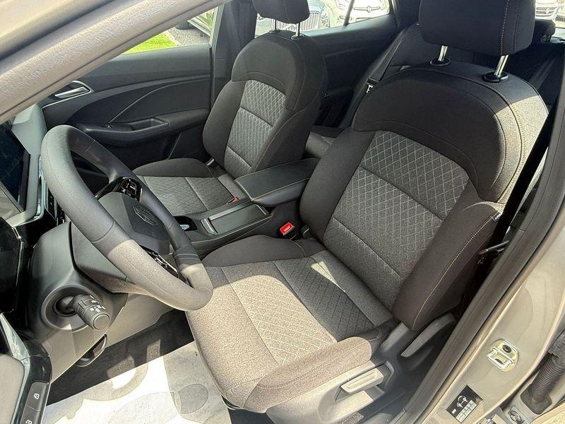 MG MG3 MG3 5p 1.5 Hybrid+ ( 194cv complessivi ) automatica Standard