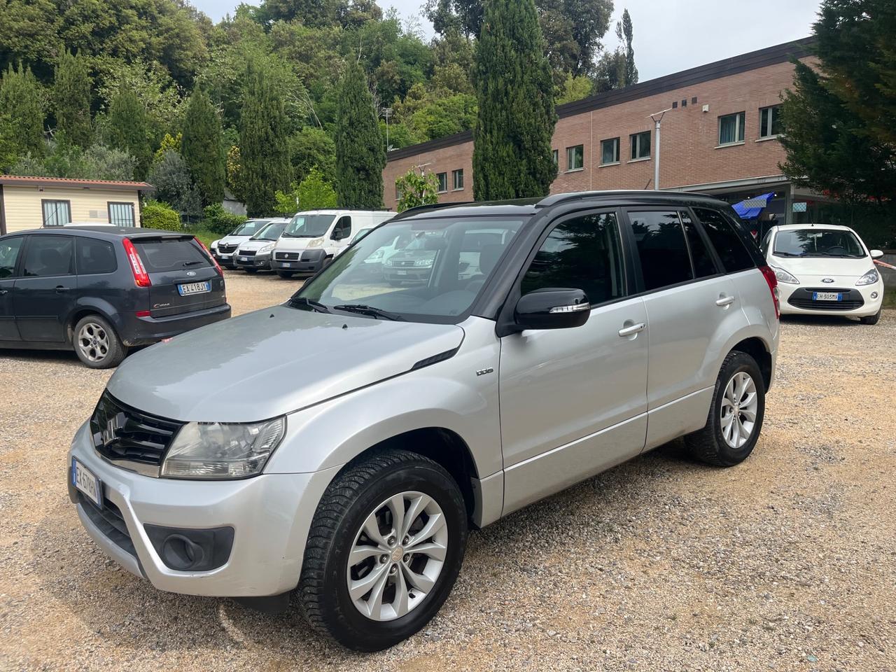Suzuki Grand Vitara 1.9 DDiS 5 porte Evolution Plus (Gancio di Traino )
