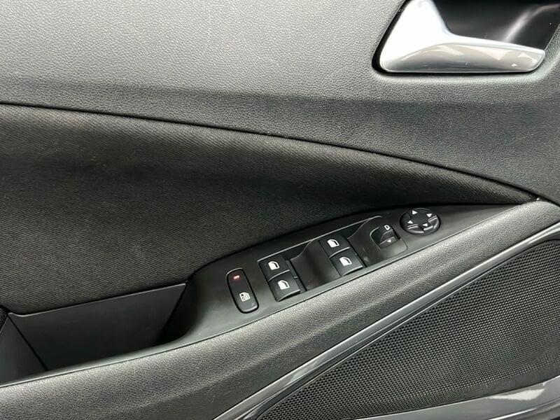 Opel Crossland 1.2 110cv Elegance S&S MT6