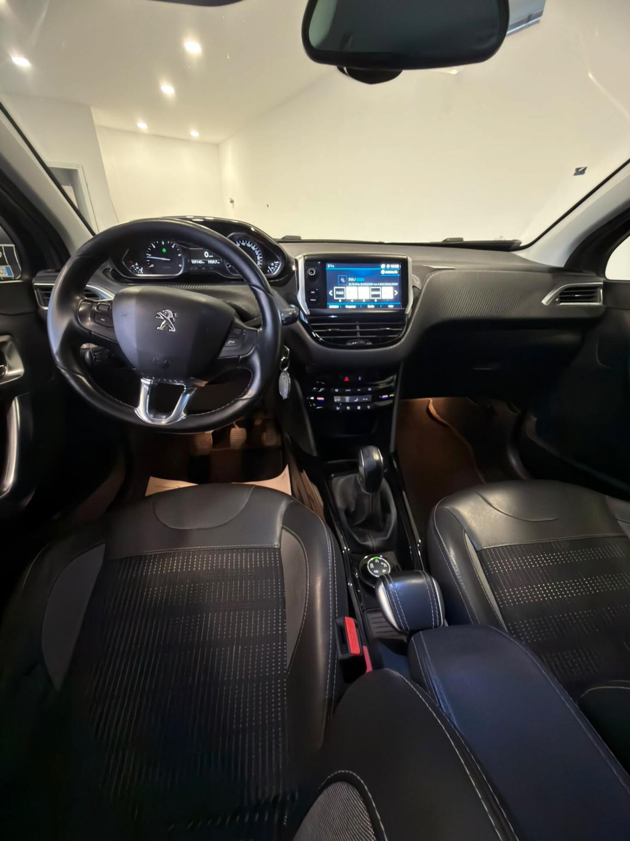 Peugeot 2008 BlueHDi 100 S&S Allure