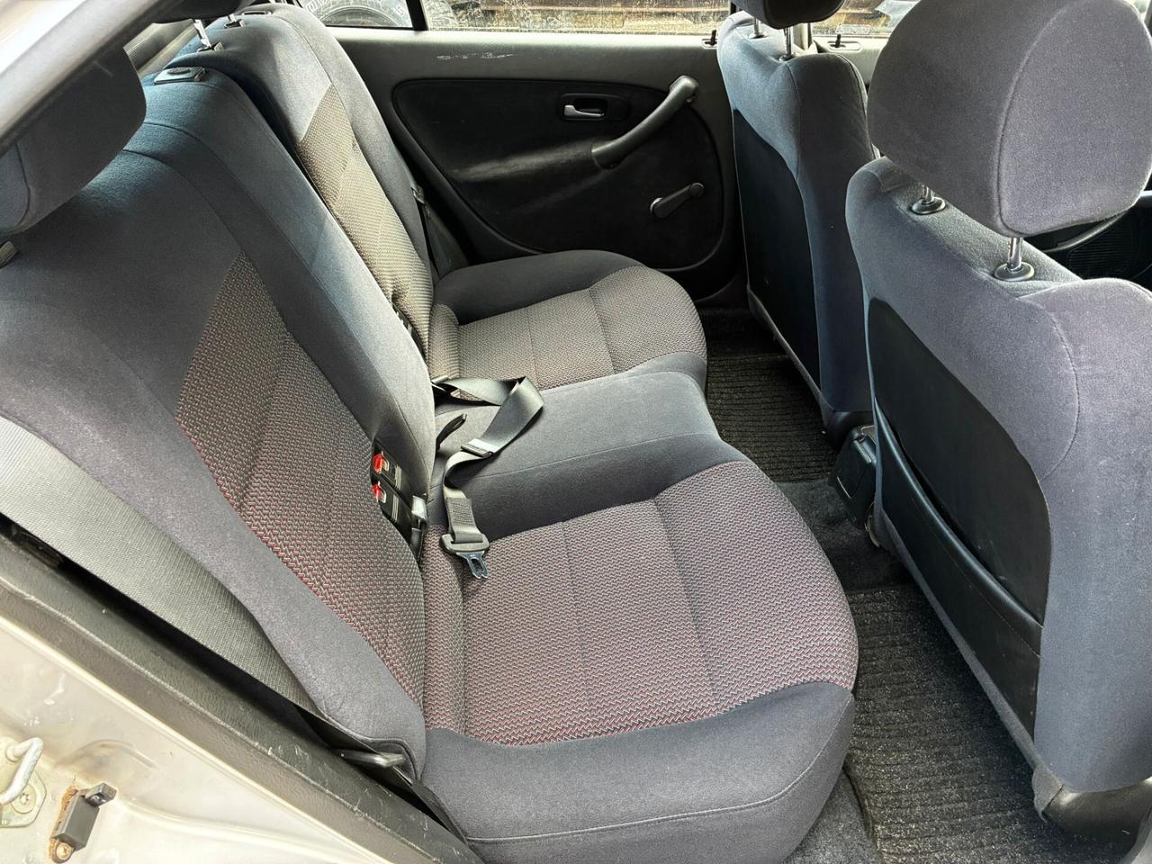 HONDA CIVIC 1.4i S BENZINA