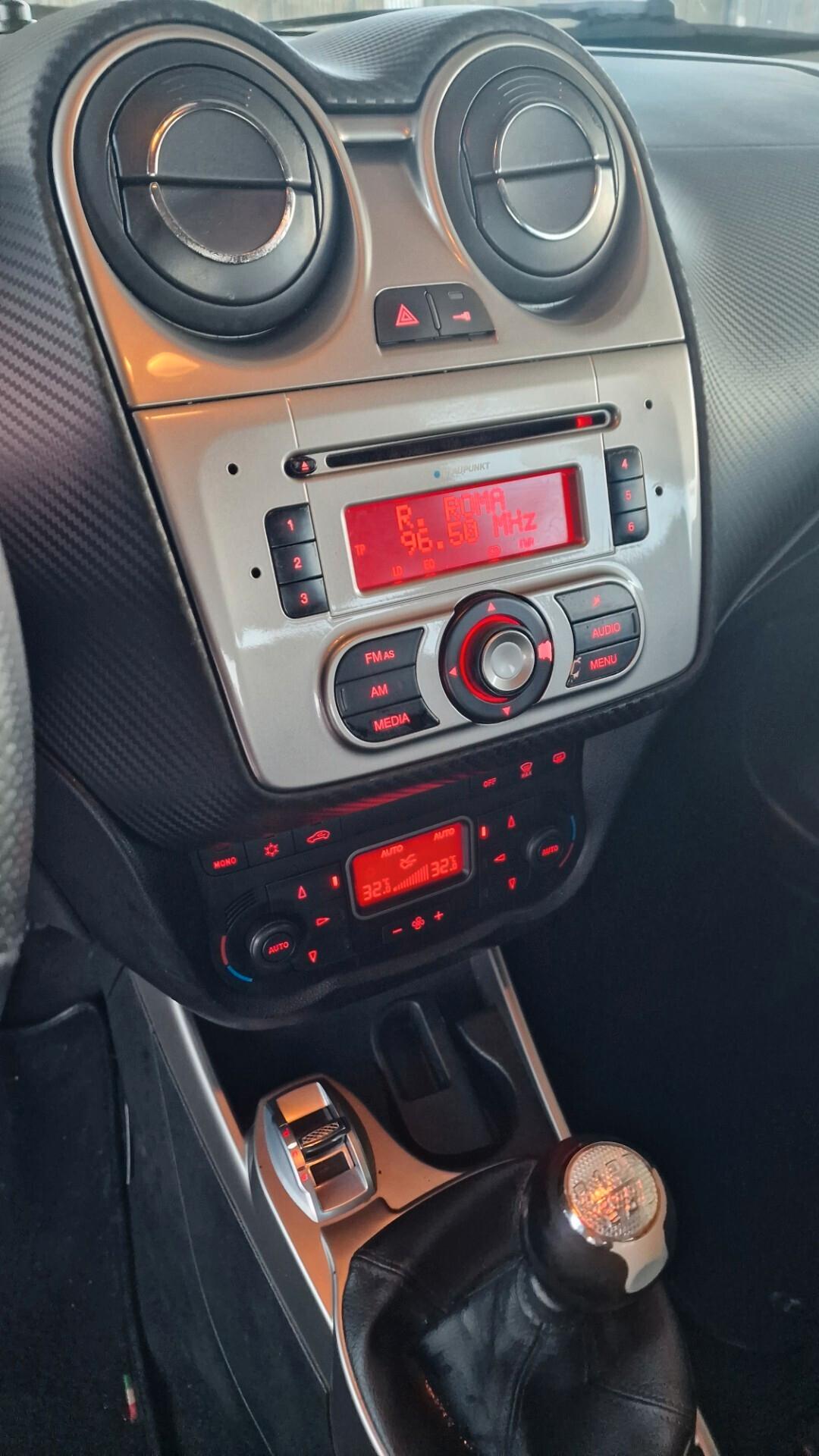 Alfa Romeo MiTo 1.6 JTDm 16V Distinctive Sport Pack