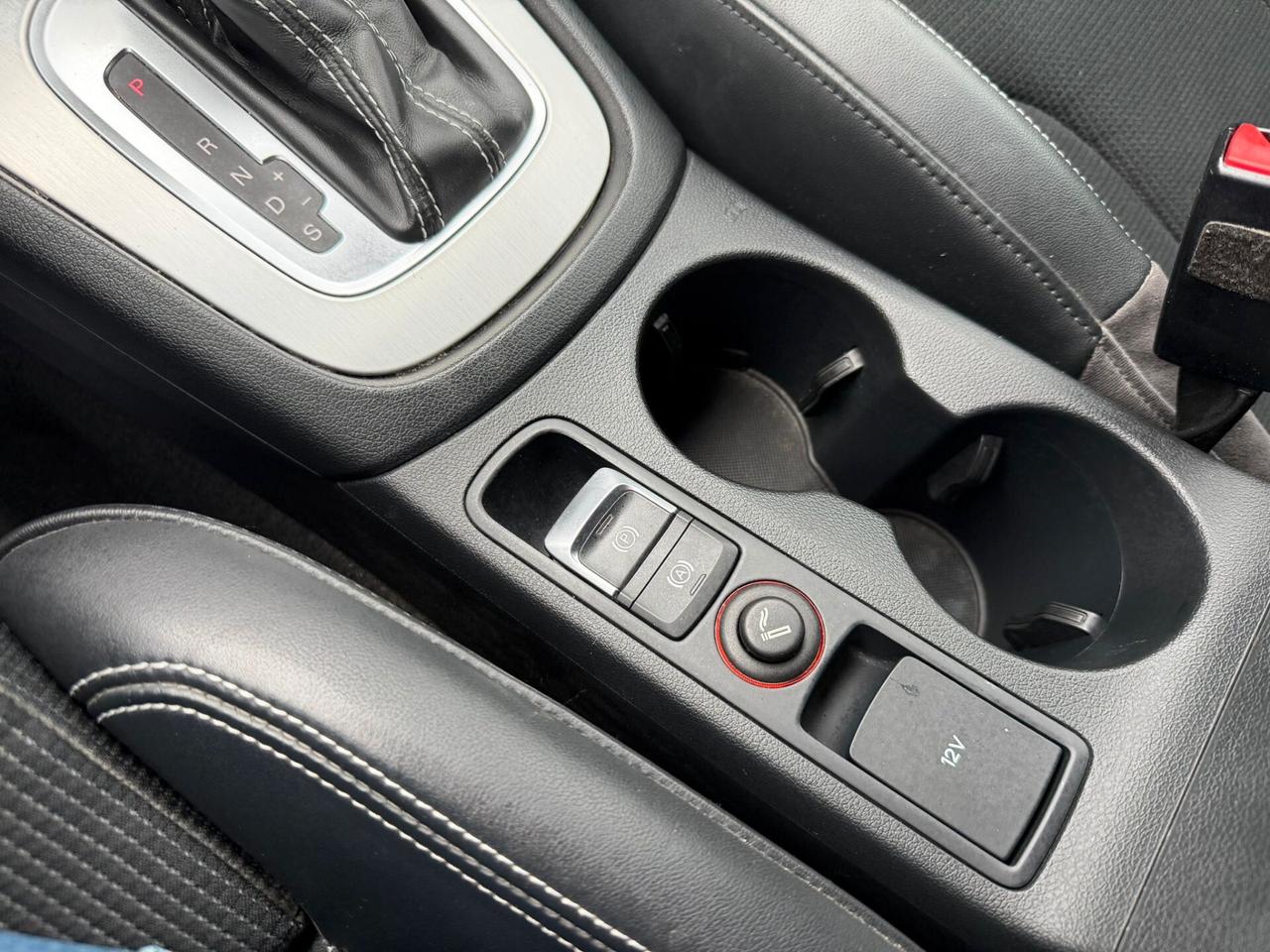 Audi Q3 2.0 TDI 120 CV S tronic Sport S-LINE