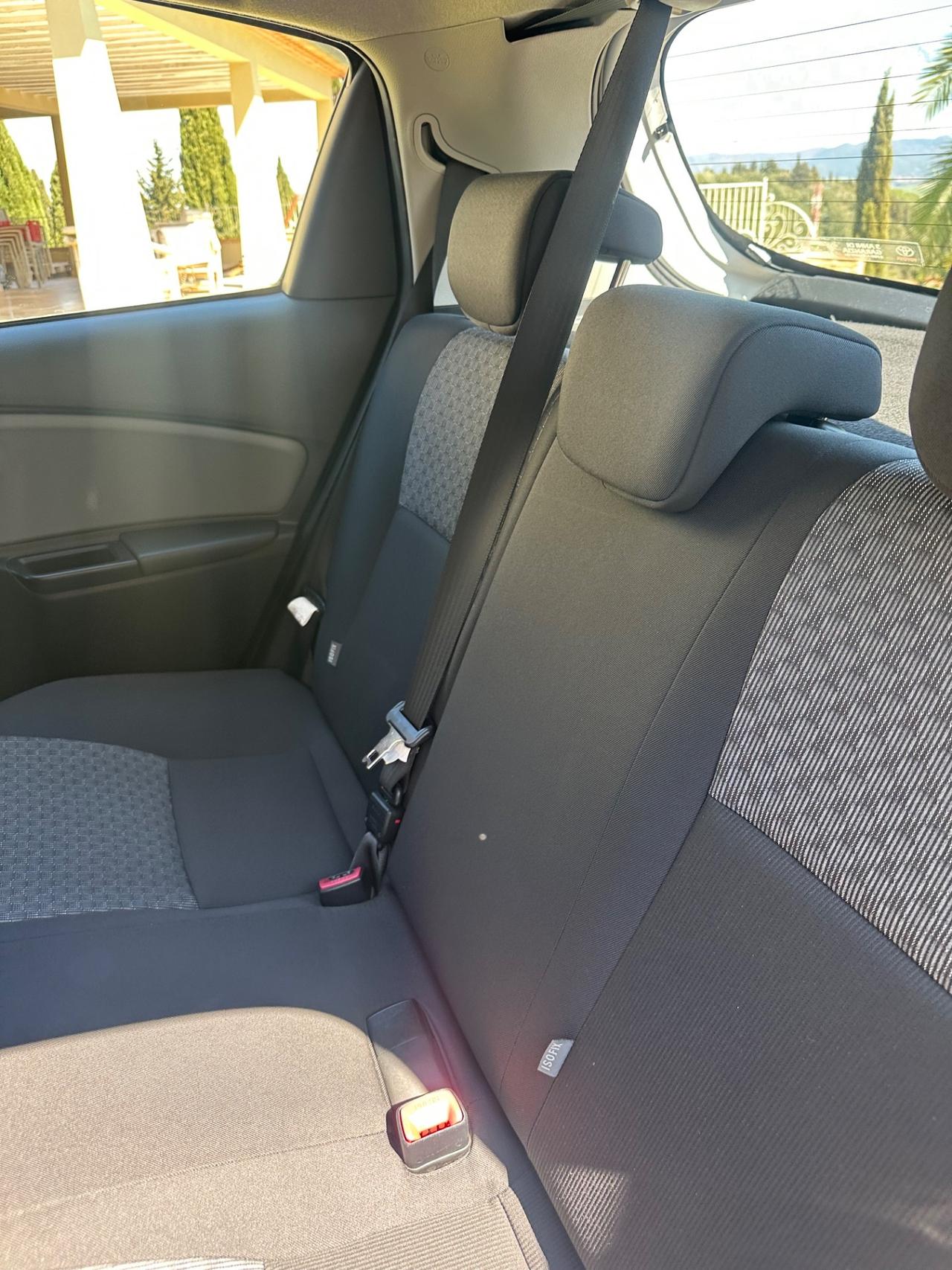 Toyota Yaris 1.0 5 porte Active