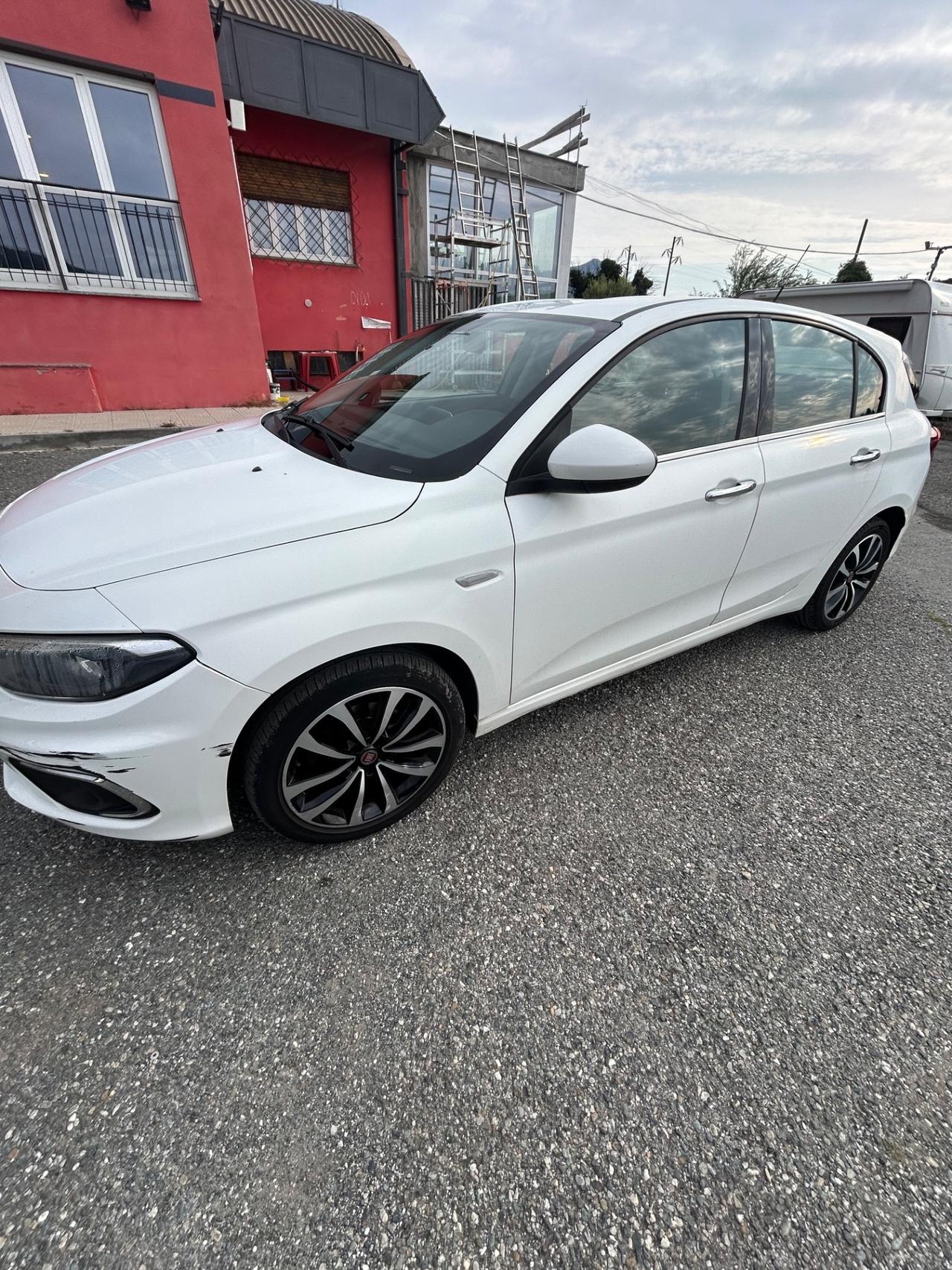 Tipo 1.6 Fiat del 2016 in saldo 742