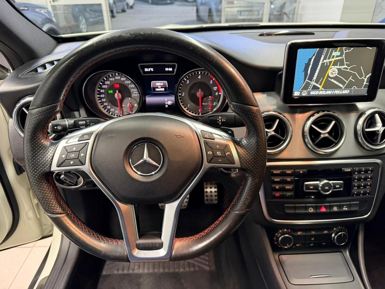 Mercedes-benz GLA 200 CDI Automatic Premium