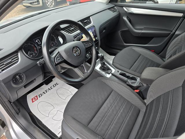 SKODA Octavia 1.5 DSG Wagon Ambition G-Tec