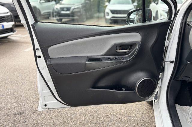 TOYOTA Yaris 1.0 5 porte Business