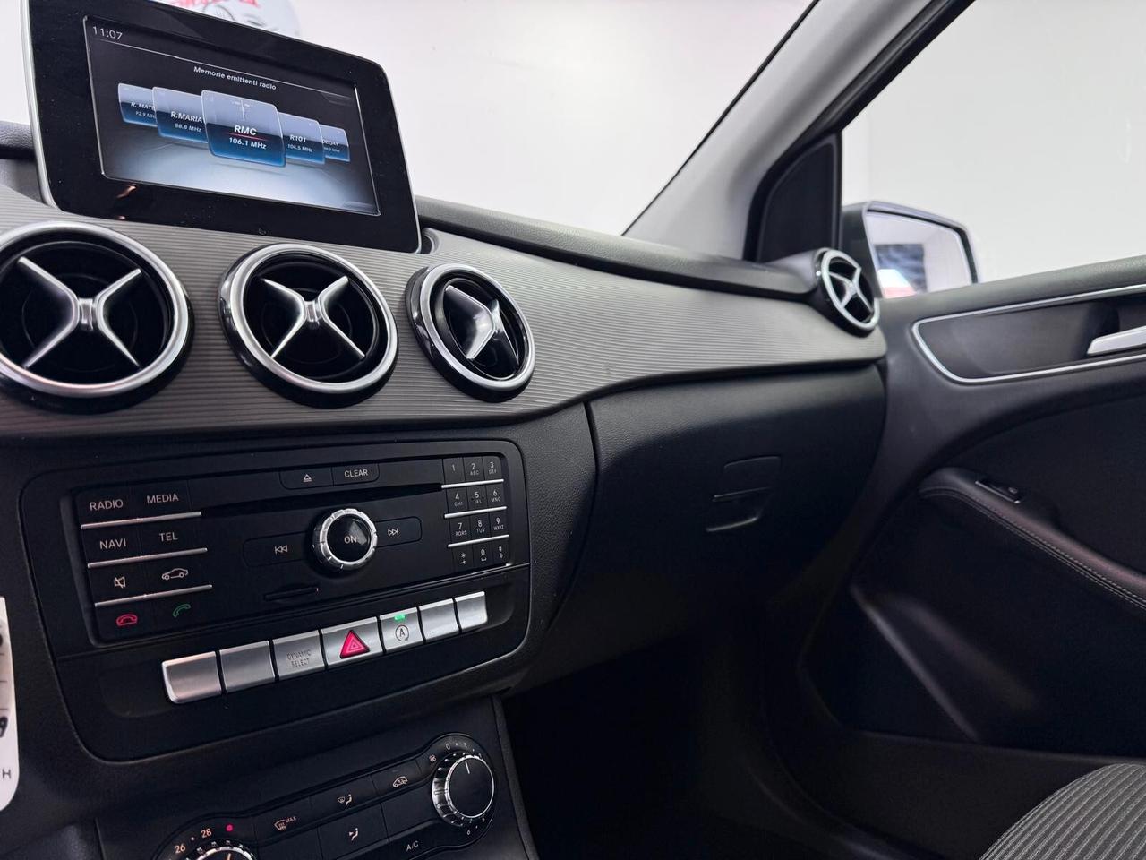 Mercedes-benz B 180 d Automatic Sport-auto
