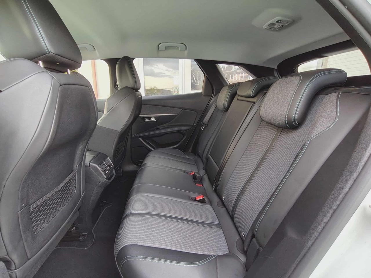 Peugeot 3008 BlueHDi 130 S&S EAT8 Allure Pack . 2021