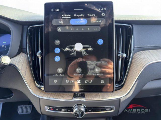 VOLVO XC60 T8 AWD Ibrido plug-in Elettrica/Benzina Ultra Dark