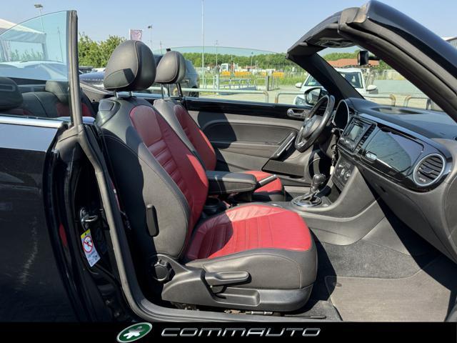 VOLKSWAGEN Maggiolino Cabrio 2.0 TDI DSG Sport