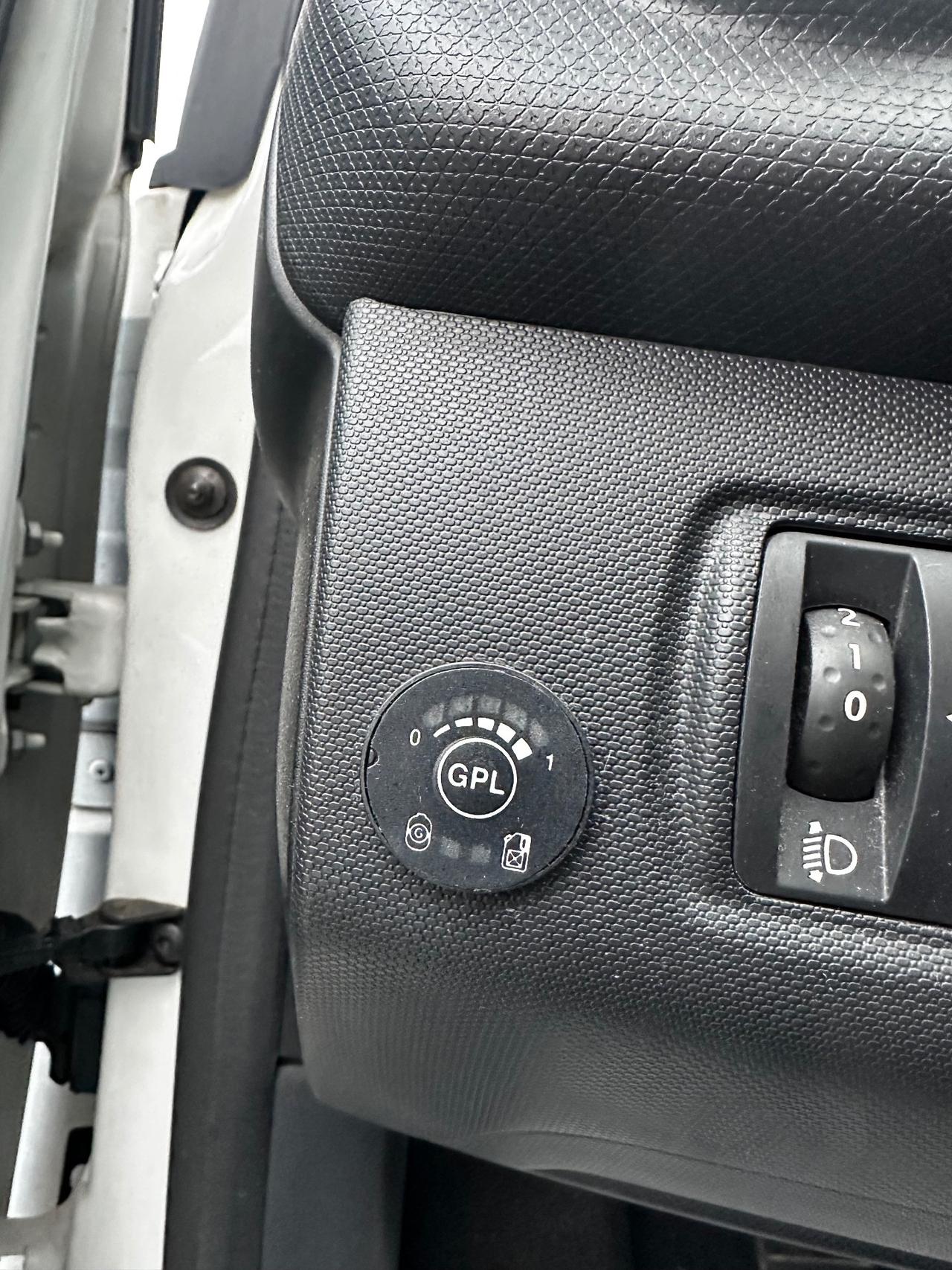 Renault Clio 1.2 75CV GPL 5 porte Live