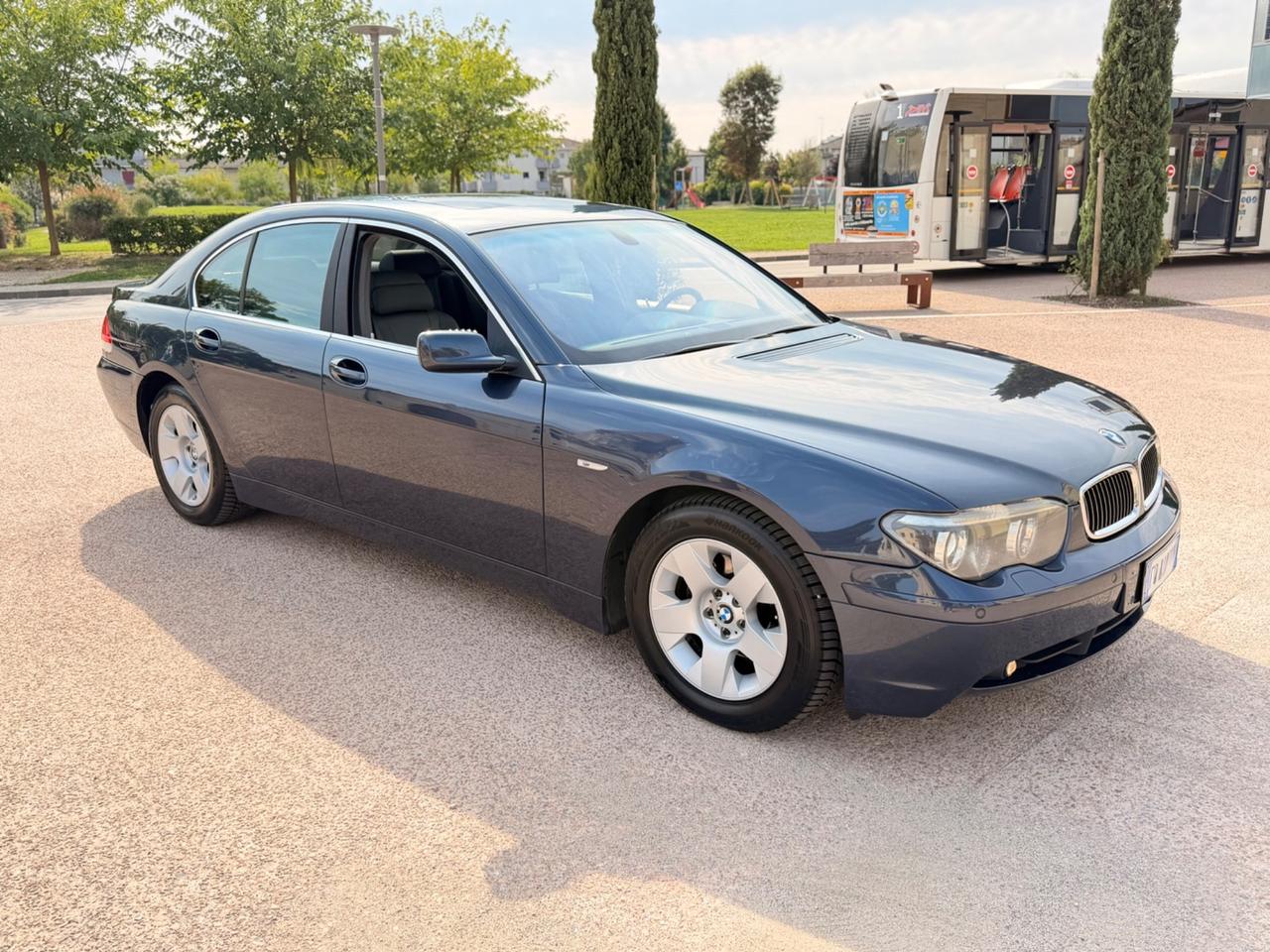 BMW 735I V8 272cv ottime condizioni uniprop. Garanzia 12/24