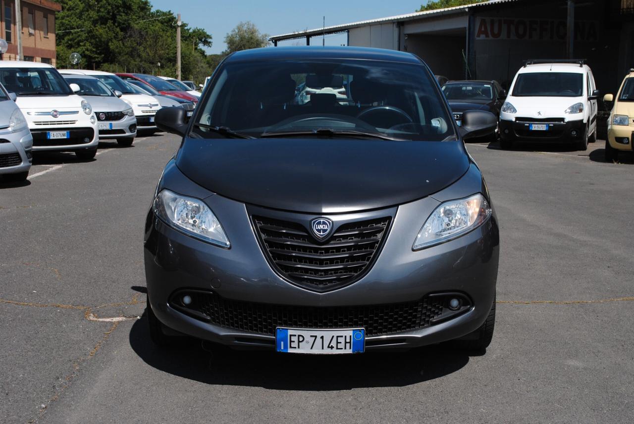 LANCIA YPSILON MOMODESIGN 1.2 69 CV BENZ/GPL