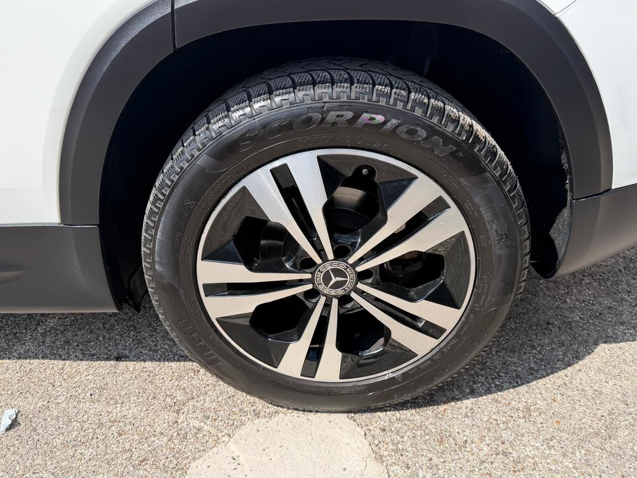 MERCEDES GLB 200D SPORT PLUS 2.0 150CV 4 MATIC PELLE NAVI CAM ANNO 2021