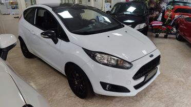 Ford Fiesta 1.4 3 Porte GPL EURO 6 Black & White Edition