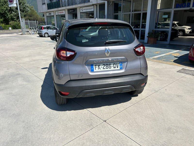 Renault Captur I 2017 0.9 tce Life 90cv