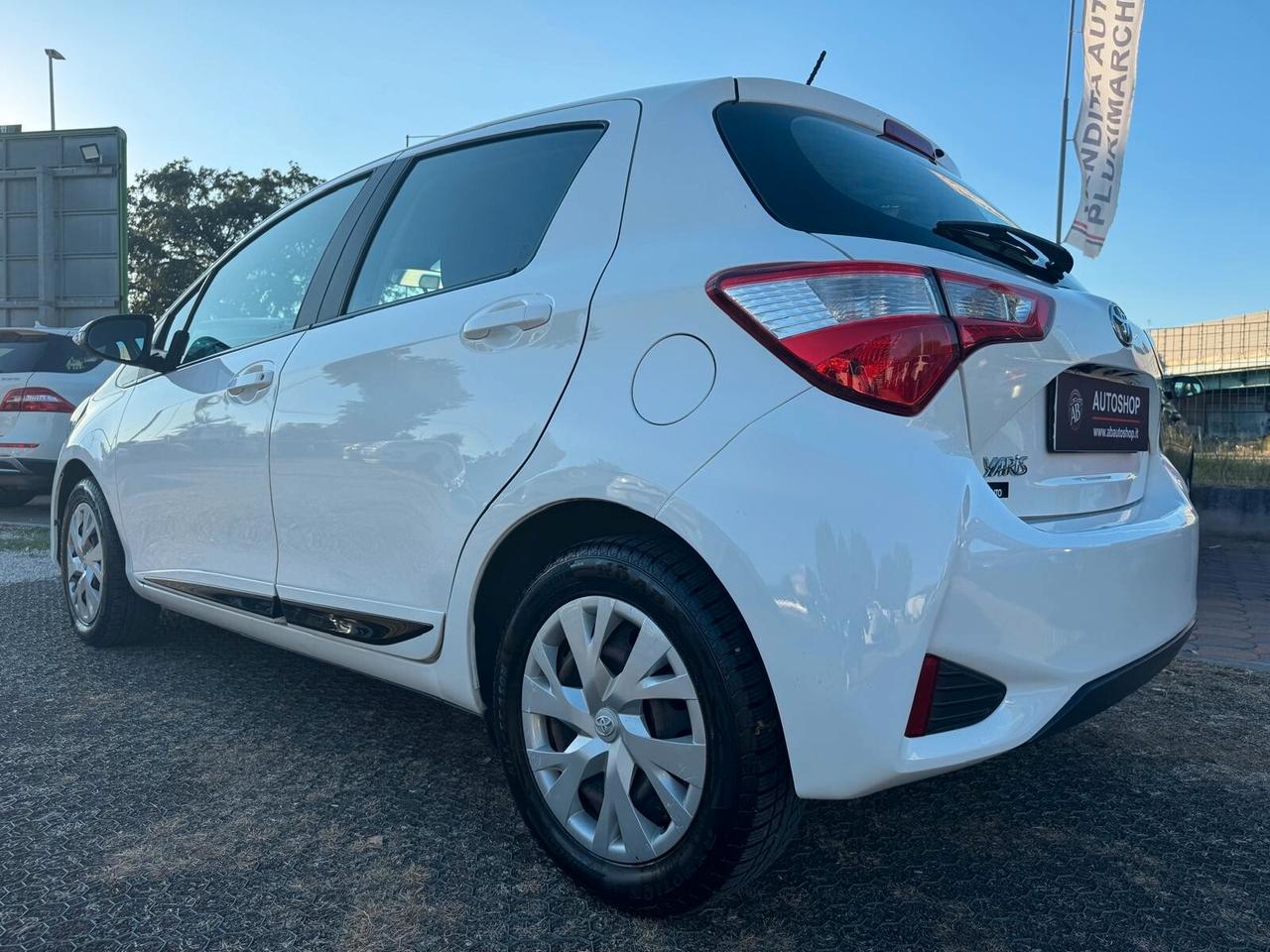 TOYOTA - Yaris - 1.0 5p. Active - UNIPRO.- NEOPATENTATI - FINANZIABILE - PERMUTE