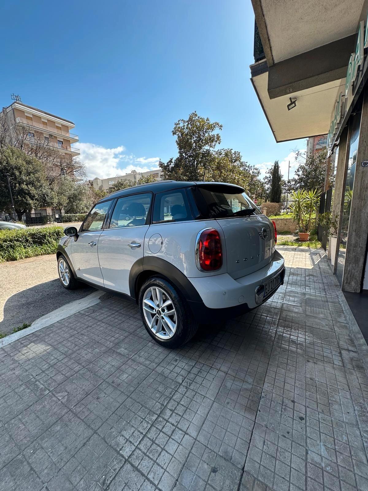 Mini Cooper D Countryman 2.0 ALL4 Automatica