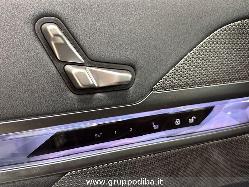 BMW Serie 7 G70 740d mhev xdrive MSport auto