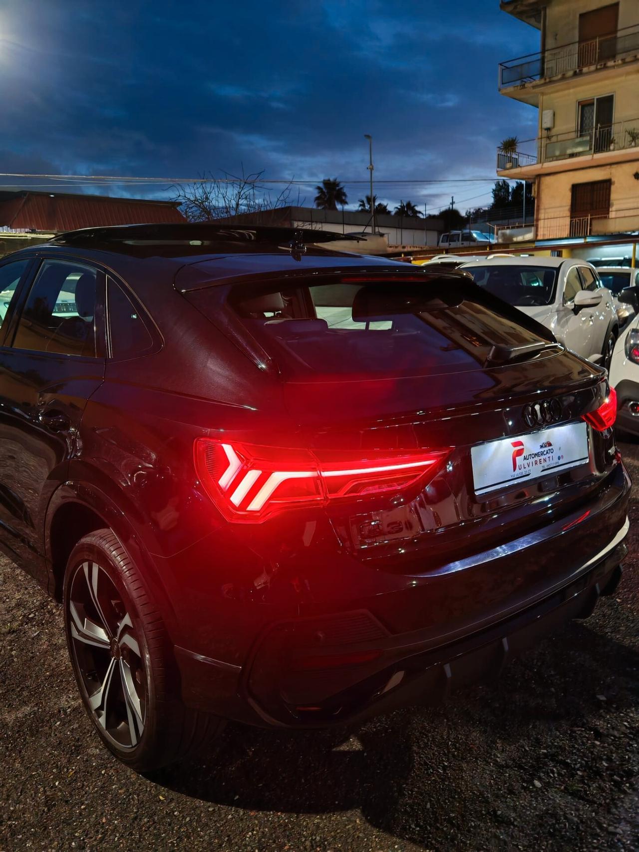 Audi Q3 SPB 40 TDI quattro S tronic line edition Total black