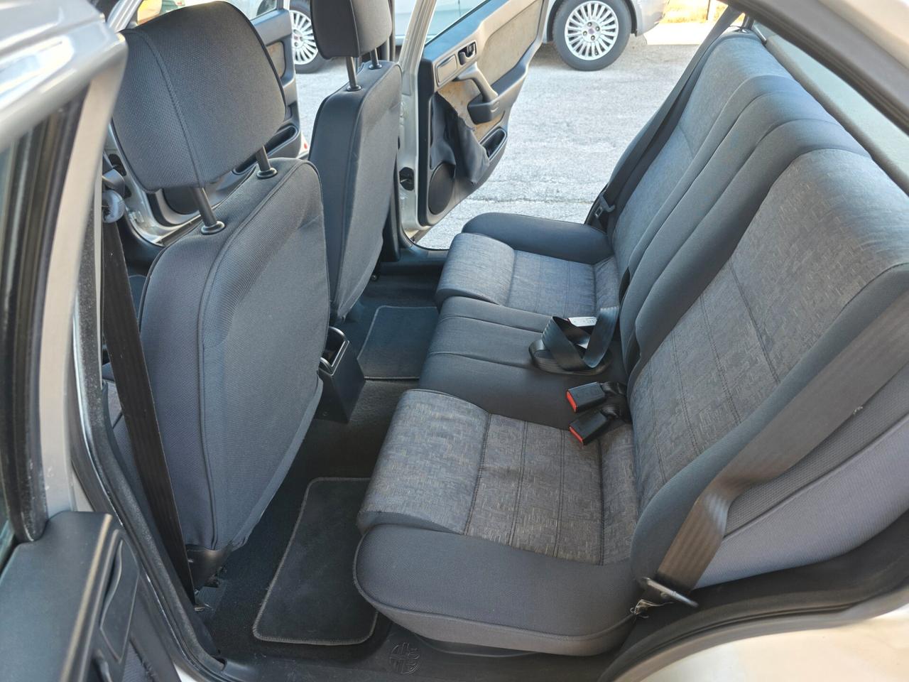 Alfa Romeo 146 1.4i 16V 103cv Twin Spark cat con 138.000km