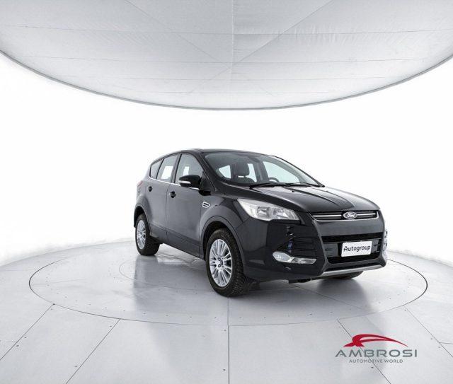 FORD Kuga 2.0 TDCI 140 CV 4WD Titanium