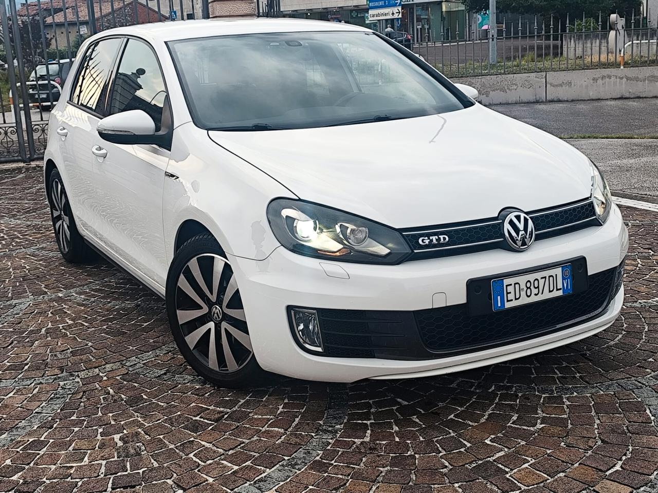 Volkswagen Golf 2.0 TDI 170CV DPF DSG 5p. GTD